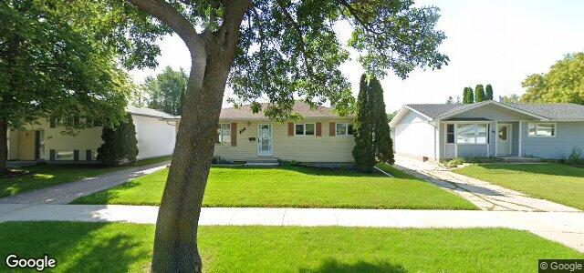 Larawan ng 100 St Claire Boulevard sa Winnipeg, Manitoba