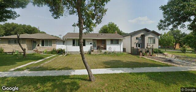 Larawan ng 1004 Day Street sa Winnipeg, Manitoba