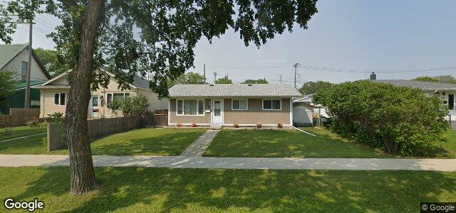 Larawan ng 111 Thom Avenue E sa Winnipeg, Manitoba