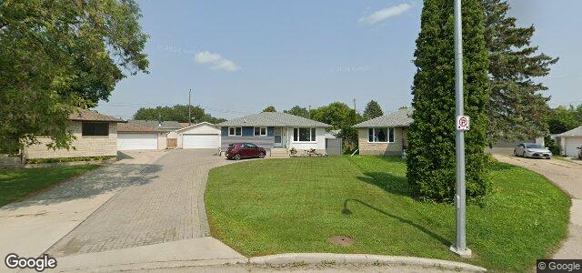 Larawan ng 12 Blue Heron Crescent sa Winnipeg, Manitoba