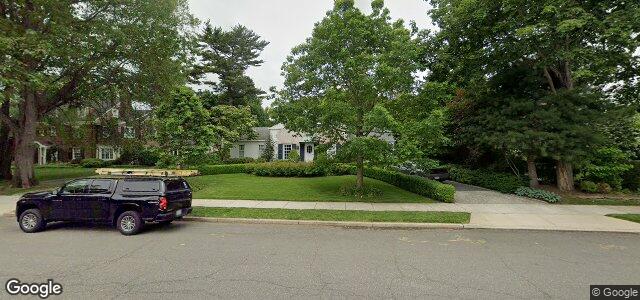 Larawan ng 122 Whitehall Boulevard sa Winnipeg, Manitoba