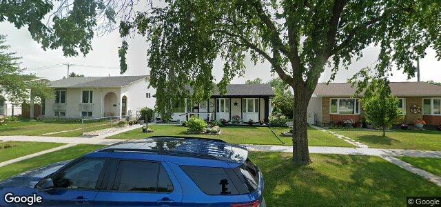 Larawan ng 124 Larche Avenue E sa Winnipeg, Manitoba