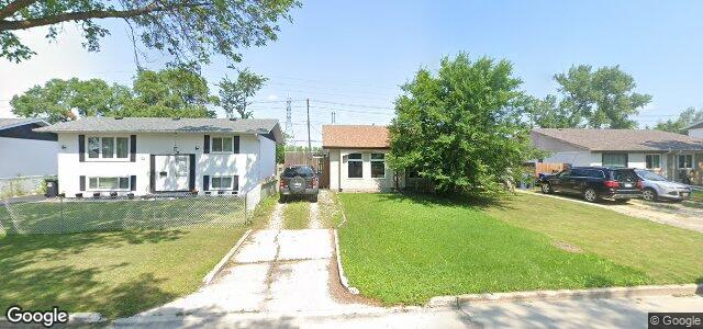 Larawan ng 124 Paulley Drive sa Winnipeg, Manitoba