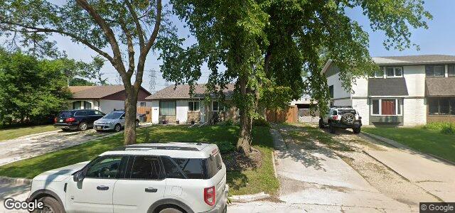 Larawan ng 130 Paulley Drive sa Winnipeg, Manitoba