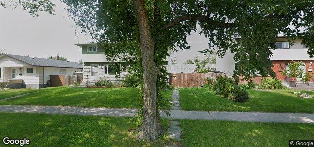 Larawan ng 133 Thom Avenue E sa Winnipeg, Manitoba