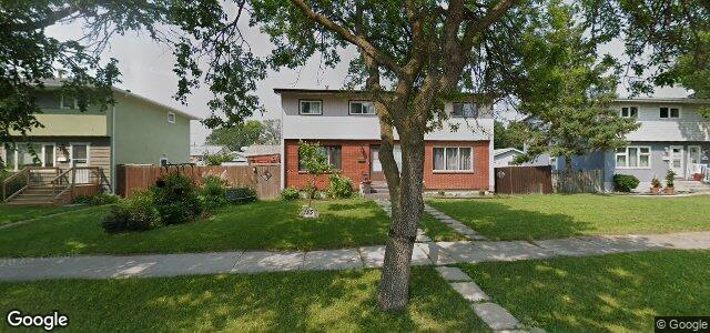 Larawan ng 135 Thom Avenue E sa Winnipeg, Manitoba