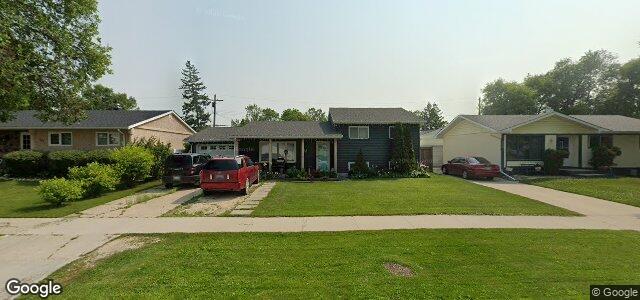 Larawan ng 136 St Claire Boulevard sa Winnipeg, Manitoba