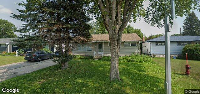 Larawan ng 14 Walden Crescent sa Winnipeg, Manitoba