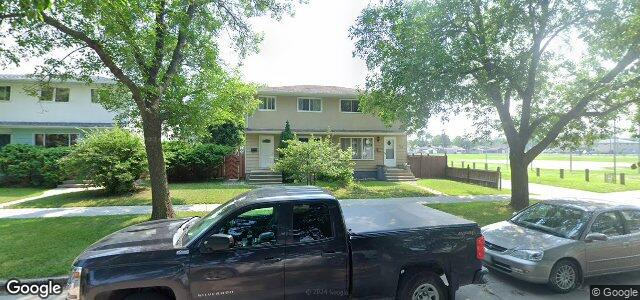 140 Thom Avenue E（加拿大曼尼托巴省溫尼伯市）房屋照片