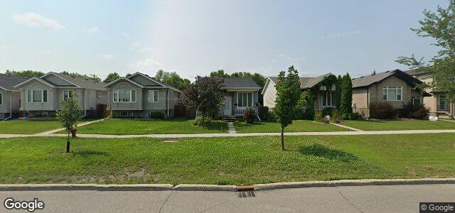 Larawan ng 143 Redonda Street sa Winnipeg, Manitoba