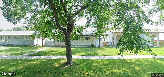 Larawan ng 146 Larche Avenue E sa Winnipeg, Manitoba