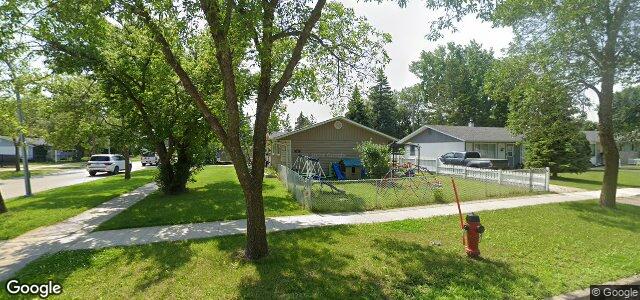 Larawan ng 146 St Martin Boulevard sa Winnipeg, Manitoba