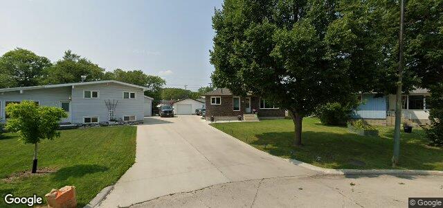 Larawan ng 15 Camrose Bay sa Winnipeg, Manitoba