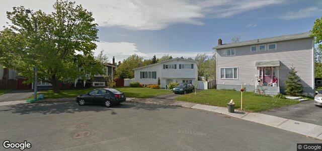 Larawan ng 15 Regina Place sa Winnipeg, Manitoba