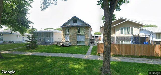 Larawan ng 151 Thom Avenue E sa Winnipeg, Manitoba