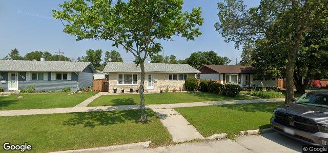 Larawan ng 155 St Martin Boulevard sa Winnipeg, Manitoba