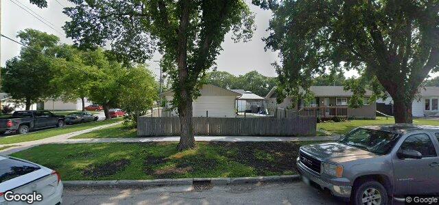 Photo of 178 Larche Avenue E in Winnipeg, Manitoba