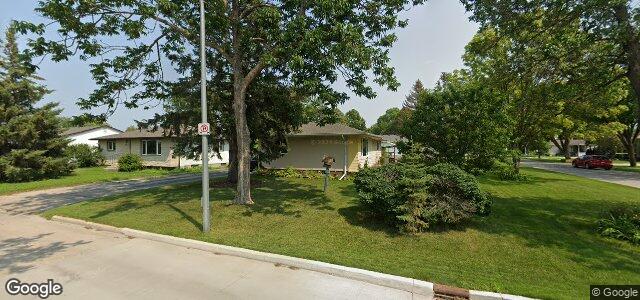 Larawan ng 2 Camrose Bay sa Winnipeg, Manitoba