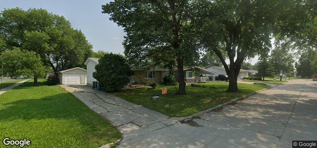 Larawan ng 2 Naskapi Crescent sa Winnipeg, Manitoba