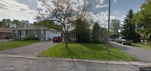 Larawan ng 22 Colonial Court sa Winnipeg, Manitoba