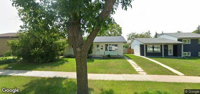 Larawan ng 24 Whitehall Boulevard sa Winnipeg, Manitoba