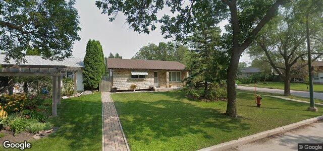 Larawan ng 3 Paulley Drive sa Winnipeg, Manitoba