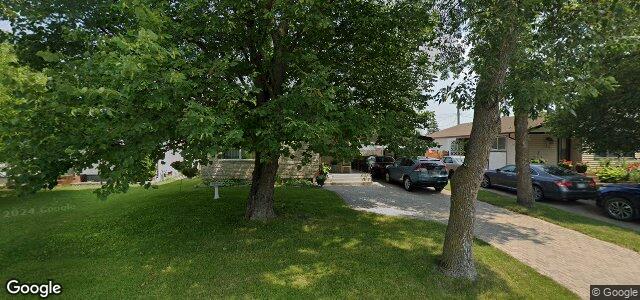 Larawan ng 30 Laurentia Bay sa Winnipeg, Manitoba