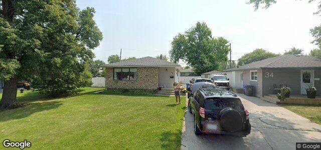 Larawan ng 30 Naskapi Crescent sa Winnipeg, Manitoba