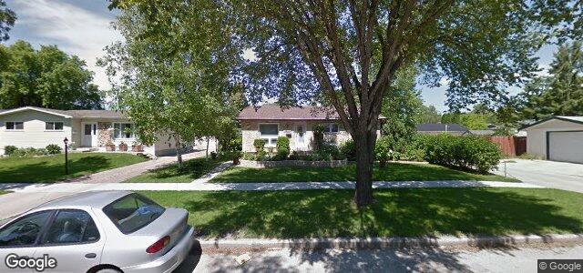 325 Harold Avenue E（加拿大曼尼托巴省温尼伯市）房屋照片