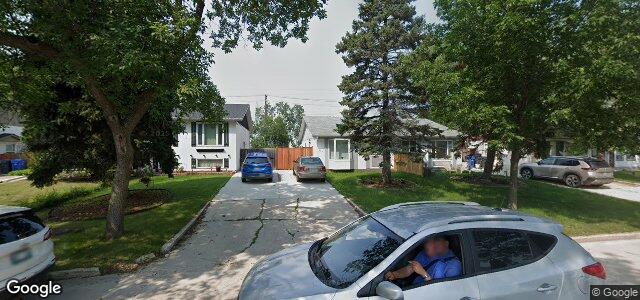 Larawan ng 327 Larche Crescent sa Winnipeg, Manitoba