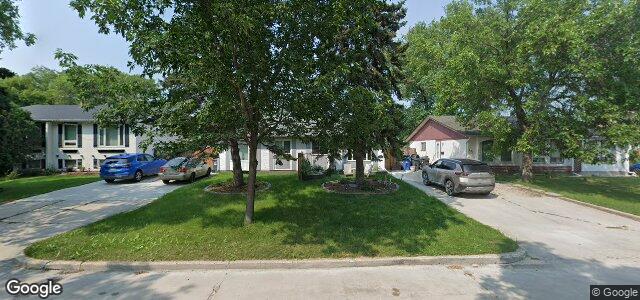 Larawan ng 329 Larche Crescent sa Winnipeg, Manitoba