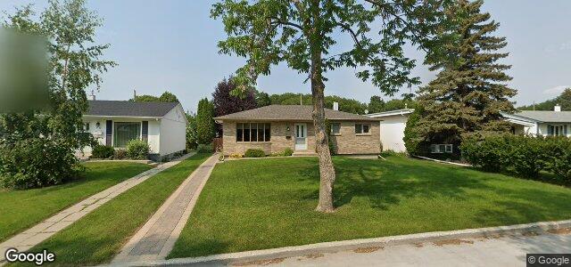 Larawan ng 33 St Claire Boulevard sa Winnipeg, Manitoba