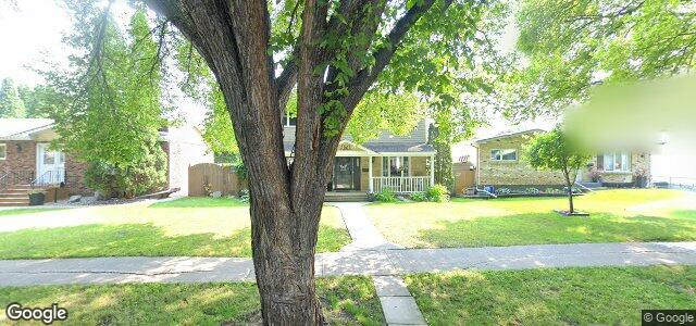 Photo of 330 Edward Avenue E in Winnipeg, Manitoba