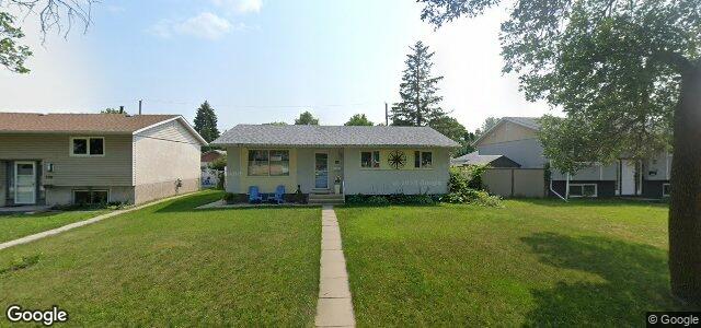 Larawan ng 332 Thom Avenue E sa Winnipeg, Manitoba