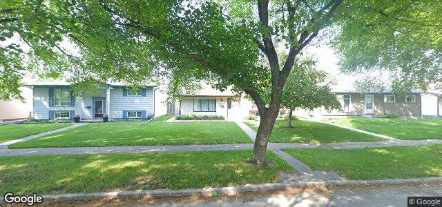 Larawan ng 335 Edward Avenue E sa Winnipeg, Manitoba