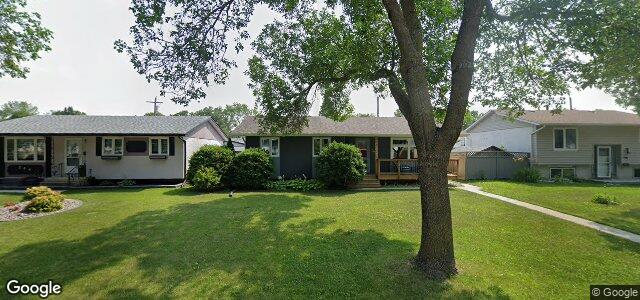 Larawan ng 340 Thom Avenue E sa Winnipeg, Manitoba