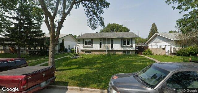 Larawan ng 347 Thom Avenue E sa Winnipeg, Manitoba