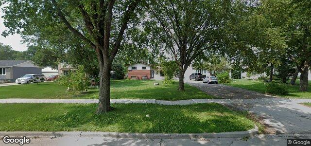 Larawan ng 353 Harold Avenue E sa Winnipeg, Manitoba
