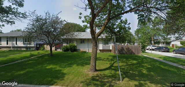 Larawan ng 353 Thom Avenue E sa Winnipeg, Manitoba