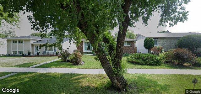 Photo of 354 Harold Avenue E in Winnipeg, Manitoba