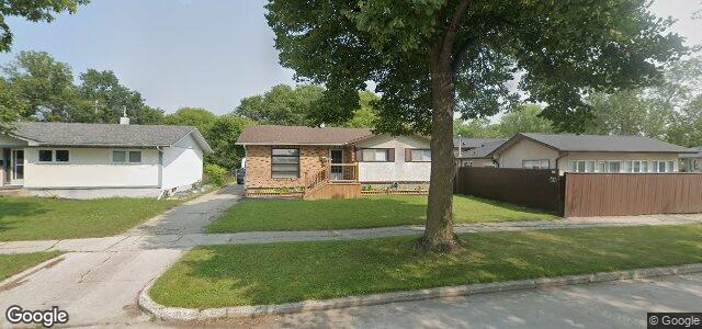 Larawan ng 371 Edward Avenue E sa Winnipeg, Manitoba