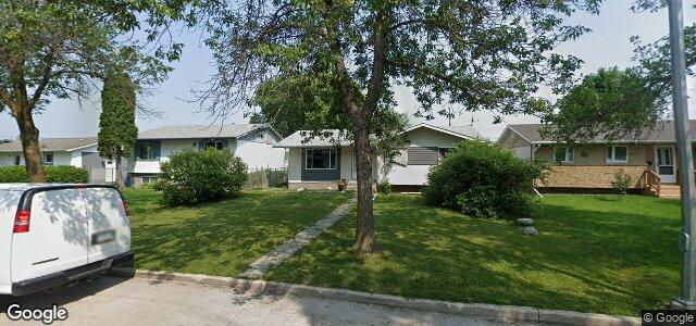 Larawan ng 381 Larche Crescent sa Winnipeg, Manitoba