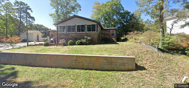 Larawan ng 40 Parade Drive sa Winnipeg, Manitoba