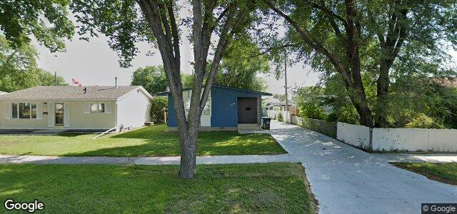 Larawan ng 408 Widlake Street sa Winnipeg, Manitoba