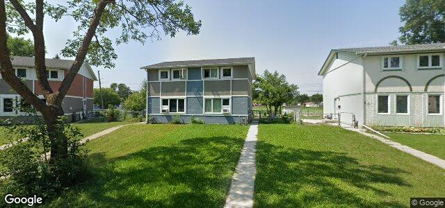 Larawan ng 44 Allenby Crescent sa Winnipeg, Manitoba