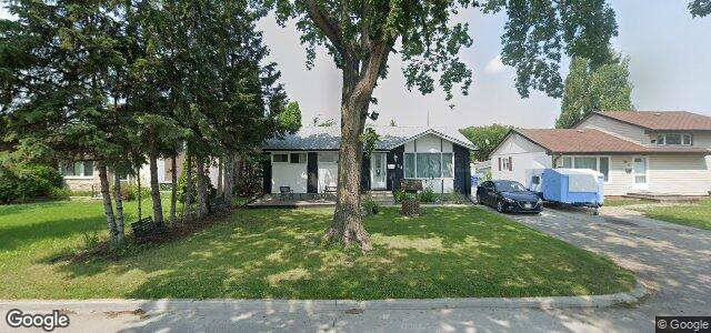 Larawan ng 44 Walden Crescent sa Winnipeg, Manitoba