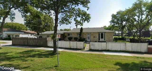 Larawan ng 501 Kildare Avenue E sa Winnipeg, Manitoba