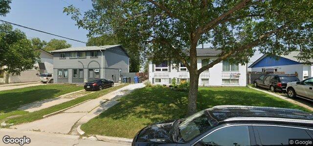 Larawan ng 52 Paulley Drive sa Winnipeg, Manitoba