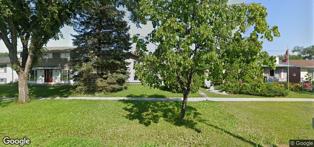 Larawan ng 525 Kildare Avenue E sa Winnipeg, Manitoba