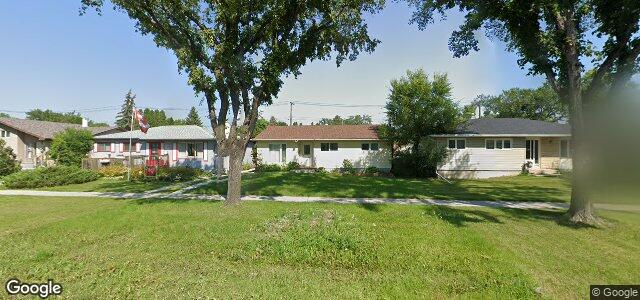 Larawan ng 533 Kildare Avenue E sa Winnipeg, Manitoba